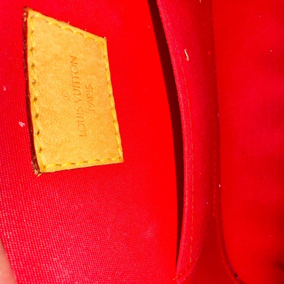 Louis Vuitton Vernis Alma BB Red - Picture 5 of 11